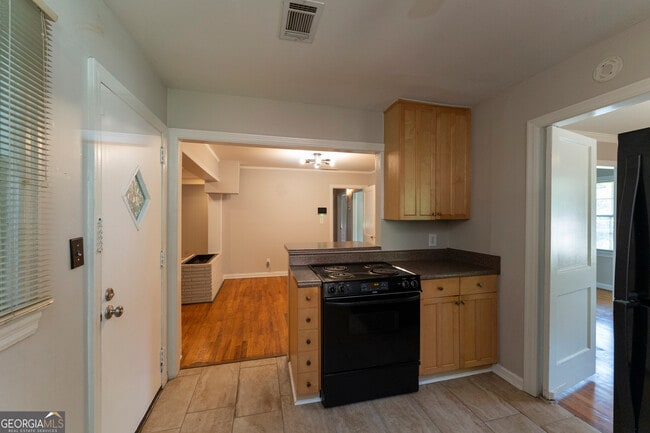 Building Photo - 1714 Brewer Blvd SW