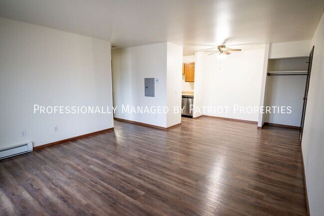 Foto del edificio - 1205 Emerald Terrace