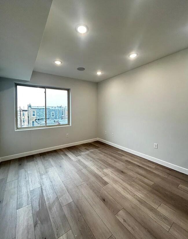 Foto del edificio - 2419 N 7th St