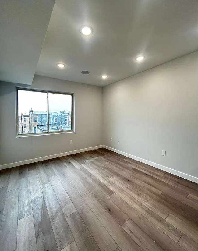 Building Photo - 2419 N 7th St