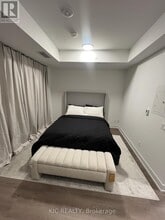 Building Photo - 308 Jarvis St