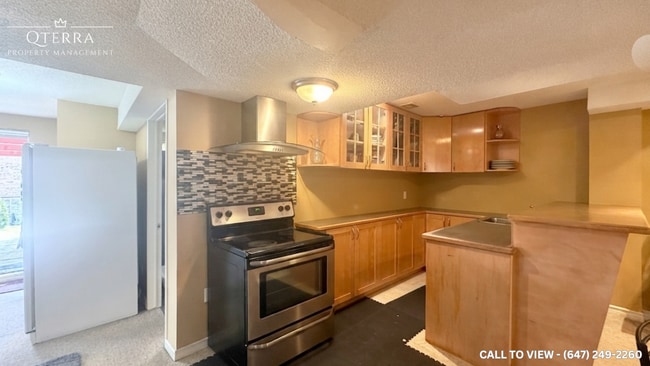 Building Photo - 854 Knotty Pine Grv