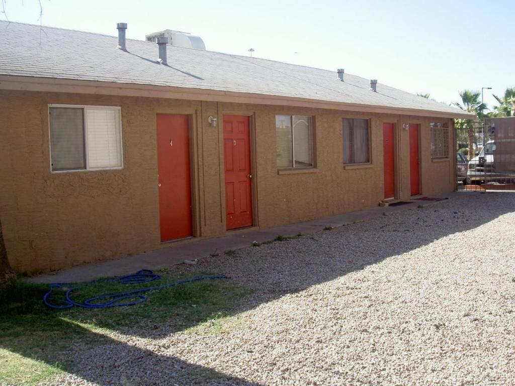 Primary Photo - 1609 W Latham St