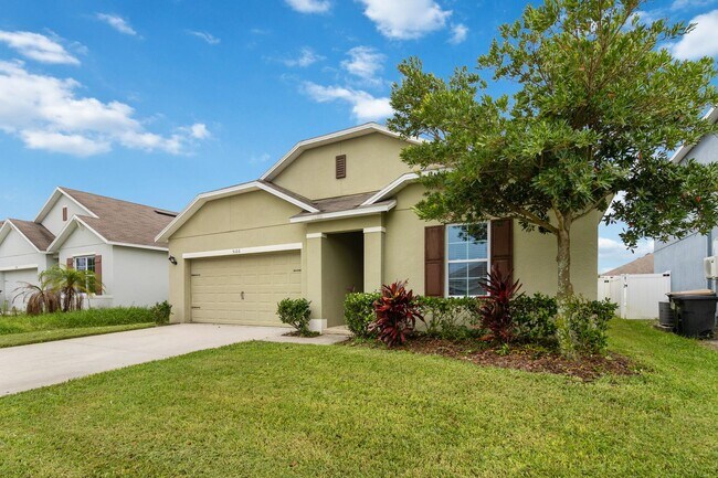Foto del edificio - Beautiful 4/2 Energy Efficient Home in St. Cloud w/ Fully Fenced Yard