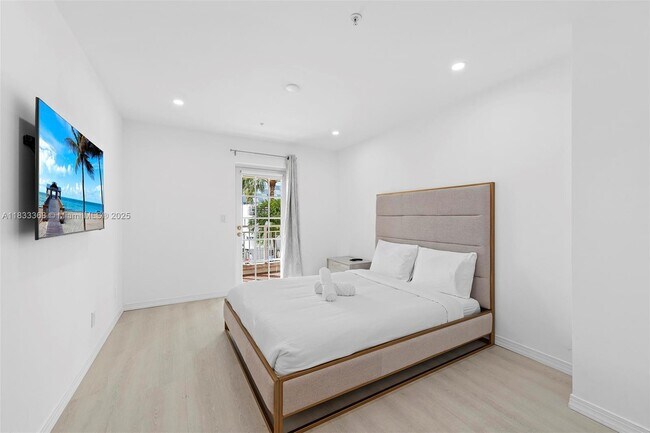 Foto del edificio - 1415 Sunset Harbour Dr