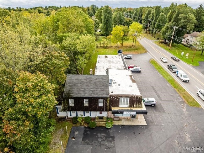Foto del edificio - 8511 Sheridan Dr