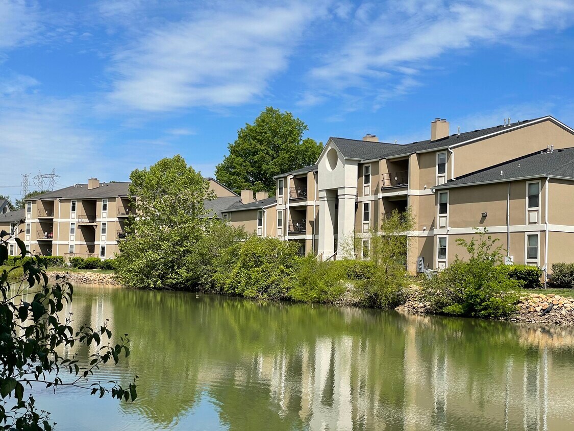 Fox Lake Apartment Homes Apartments in Knoxville, TN