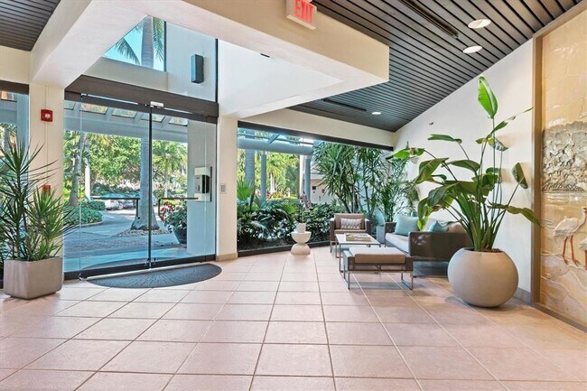 Foto del edificio - 1930 Harbourside Dr