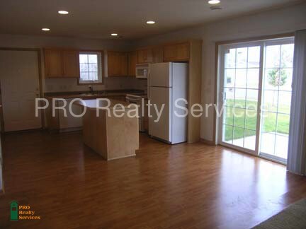 Primary Photo - 8104 Pleasant View Dr NE