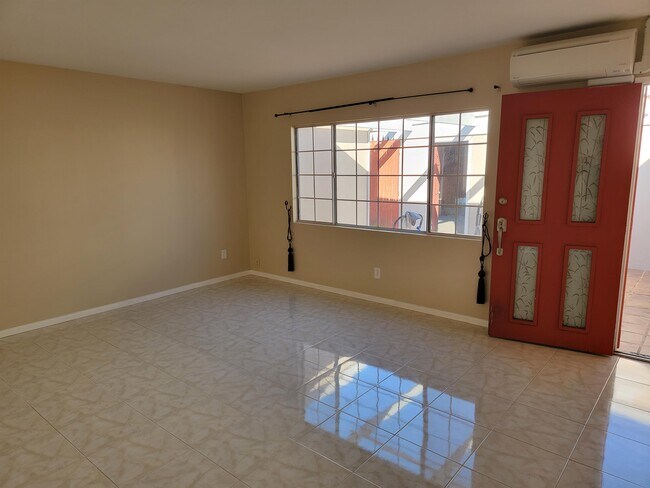 Foto del edificio - 7603 Seton Hall St