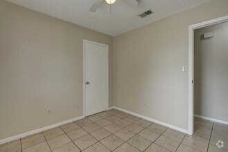 Building Photo - 5225 Bonham St