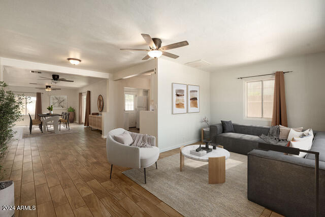 Foto del edificio - 1239 E Highland Ave