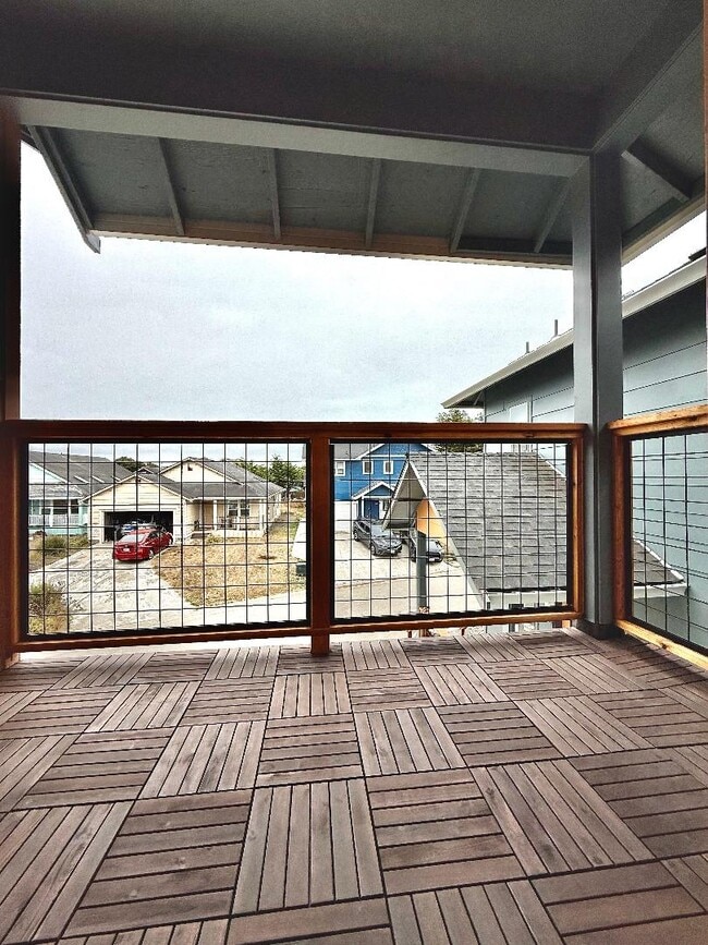 Building Photo - 2392 Karen Ct