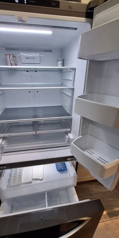 36 inch fridge - 223-9847 Manchester Dr
