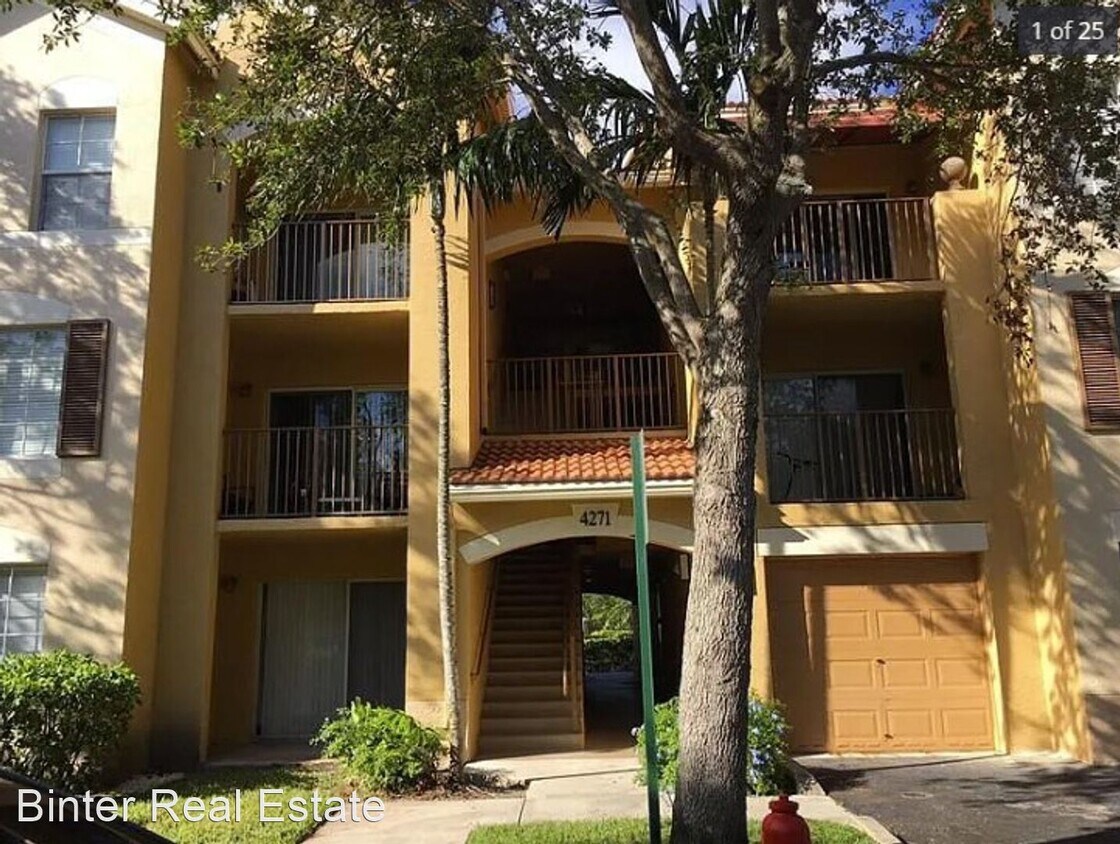 Primary Photo - 2 br, 1 bath House - 4271 San Marino Blvd 206