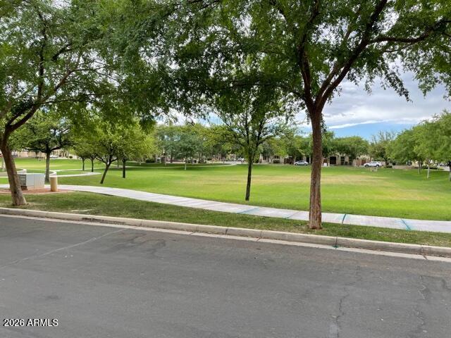 Foto del edificio - 1371 S Chaparral Blvd