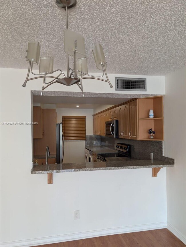 Building Photo - 1584 NW 113th Way