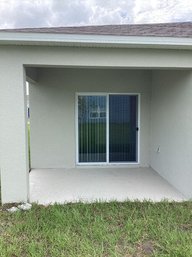 Foto del edificio - Four bedroom two bath in Eagle Lake