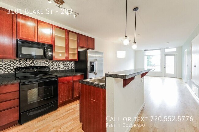 Foto del edificio - 3101 Blake St
