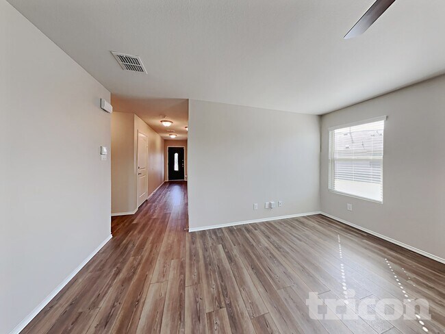 Building Photo - 14201 Serrano Ridge Rd