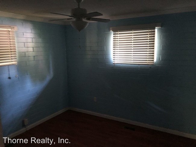 Building Photo - 3 br, 2 bath House - 417 Baker Street