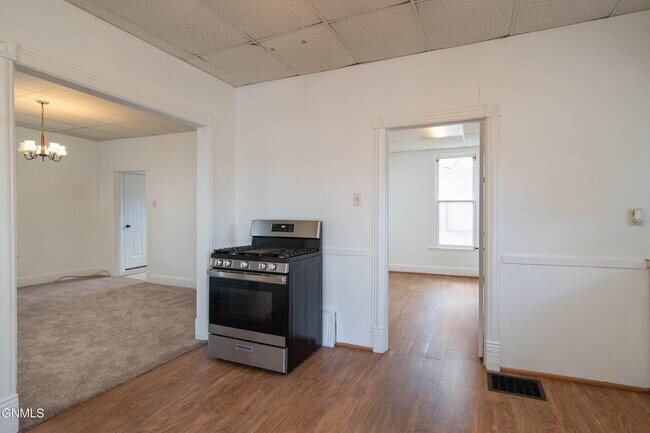 Foto del edificio - 1204 2nd St NW