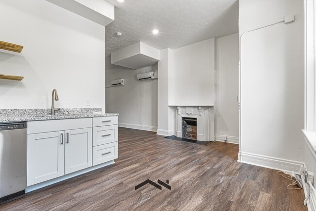 Building Photo - 427 Whiteman St