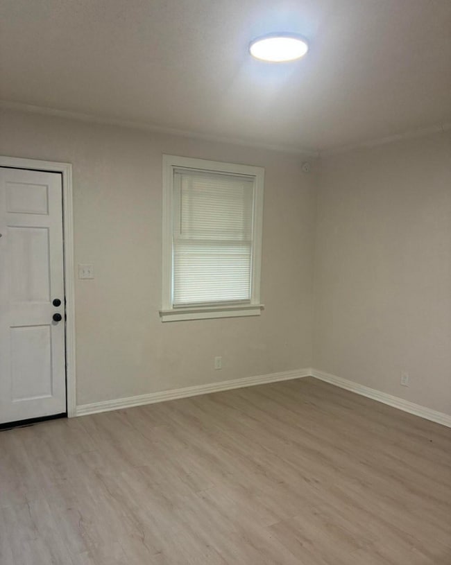 Building Photo - 981 McTyre Ct