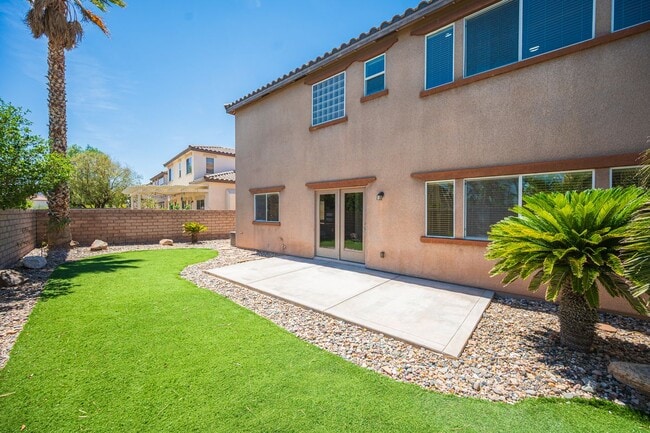 Building Photo - 12141 Capilla Real Ave