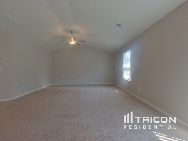 Foto del edificio - 312 Sundew Rd