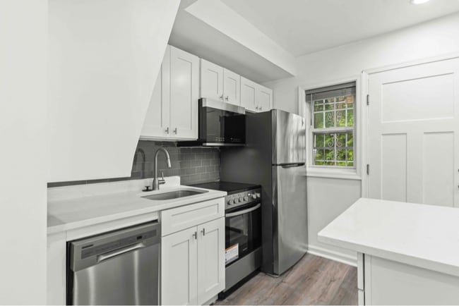 Photo - 1452 Smith Pl SE Apartment