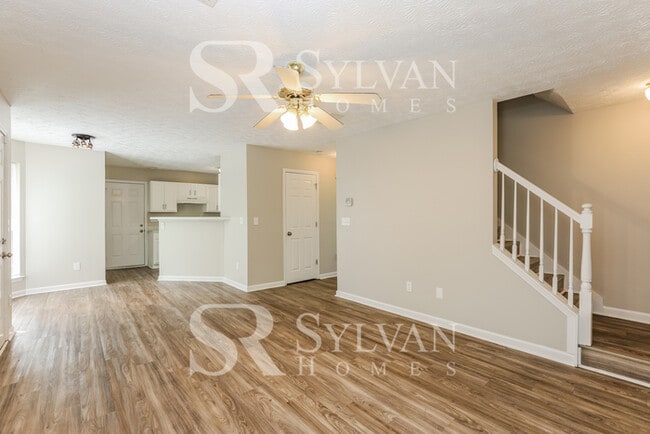 Building Photo - At Last, This Is What You Have Been Searching For!