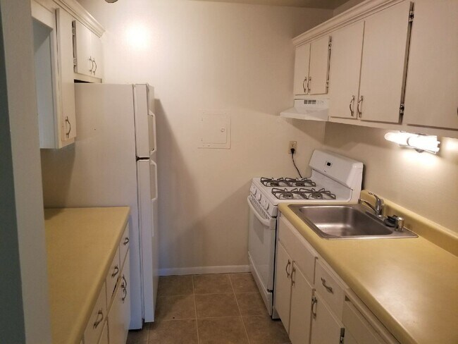 Foto del edificio - 7030 W Forest Home Ave