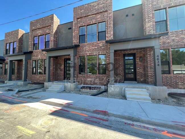Photo - 4634 Locust Hls Ct Townhome