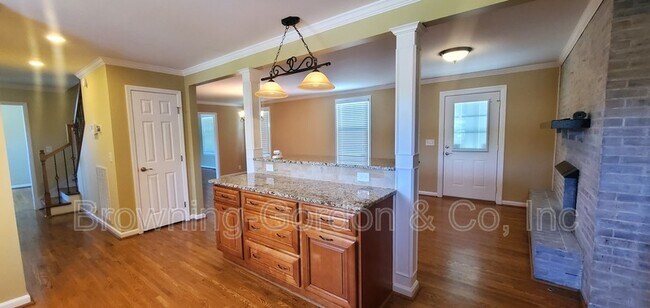 Building Photo - 5167 Ashley Drive
