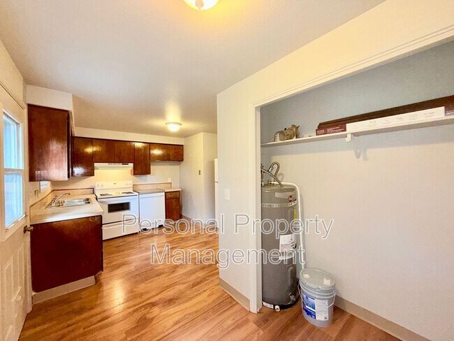 Foto del edificio - 10905 NE 7th St