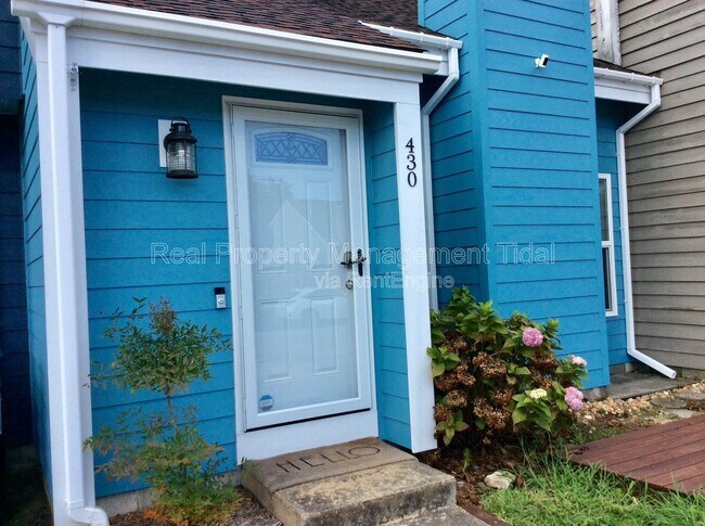 Foto del edificio - 430 Falling Ln