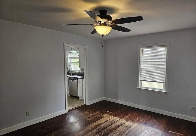 Building Photo - 2382 Hiwassee Cir