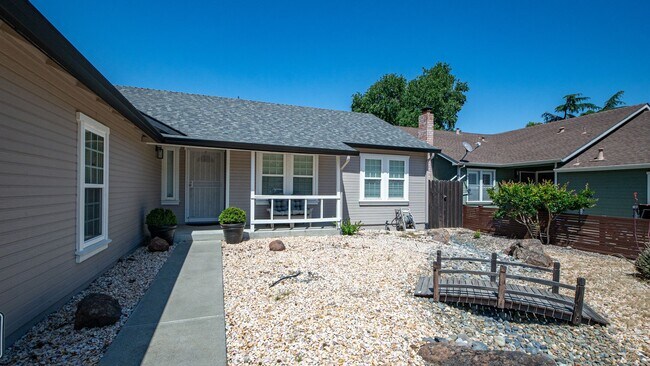 Foto del edificio - 3 Bedroom Home in Vacaville