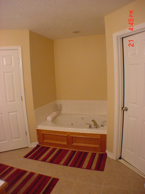 Foto del edificio - 1215 Commanche