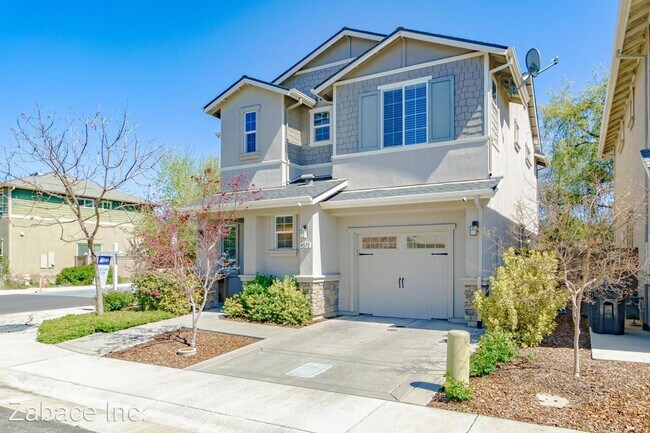 Foto del edificio - 3 br, 2.5 bath House - 4572 Blue Oak Place