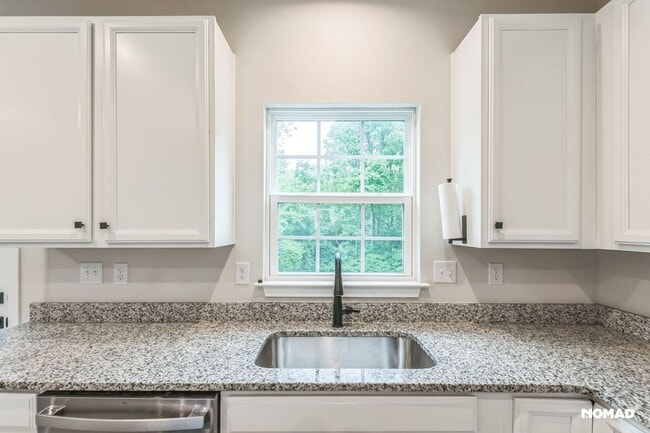 Building Photo - Spacious 3BR Townhome in Reynoldsburg