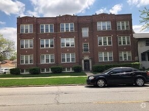 33 & Ridgeland Bldg - 33rd & Ridgeland Ave