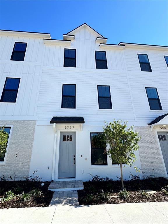 Foto del edificio - 5777 Citrus Pk Dr