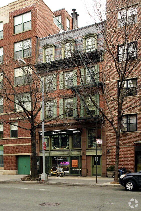 Primary Photo - 526 Hudson St