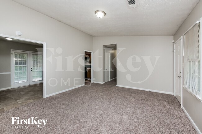 Foto del edificio - 255 Remington Trail