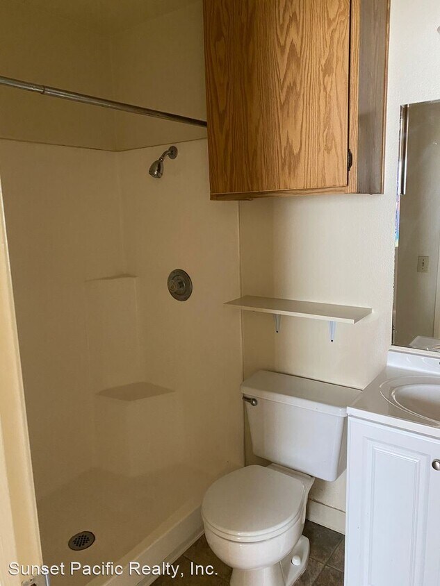 Foto del edificio - 5845-5865 Lauretta St