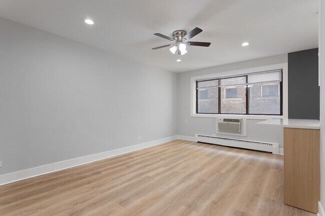 Foto del edificio - 5534 N Kenmore Ave