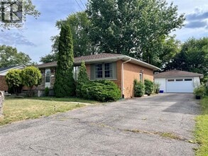 Building Photo - 312 Martin Ln