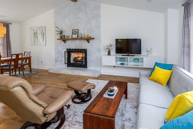 Foto del edificio - 208 S Oxford Cir